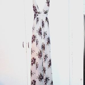 A "Mind Code" Lg, floral gound.